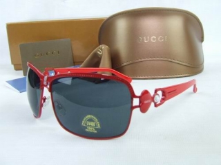 GUCCI AAA Sunglasses 66007