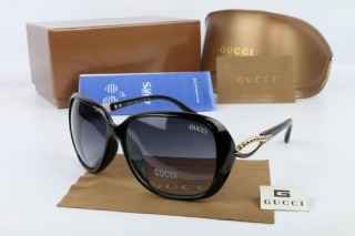 GUCCI AAA Sunglasses 66012