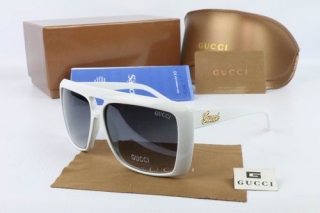 GUCCI AAA Sunglasses 66015