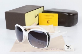 LV AAA Sunglasses 66115