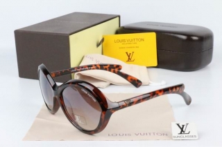 LV AAA Sunglasses 66138
