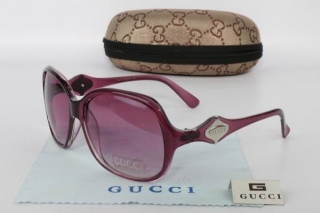 GUCCI Sunglasses 68705