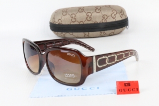 GUCCI Sunglasses 68710