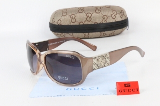 GUCCI Sunglasses 68711