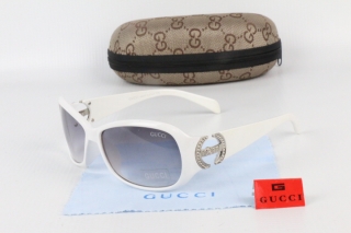GUCCI Sunglasses 68716