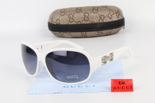 GUCCI Sunglasses 68717