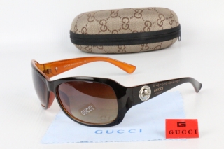 GUCCI Sunglasses 68730