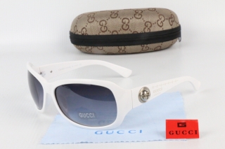 GUCCI Sunglasses 68731
