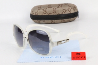 GUCCI Sunglasses 68743