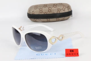 GUCCI Sunglasses 68760