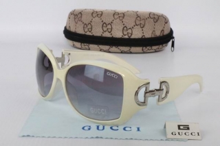 GUCCI Sunglasses 68770