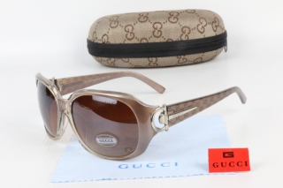 GUCCI Sunglasses 68776