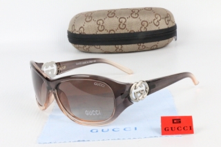 GUCCI Sunglasses 68784