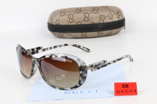 GUCCI Sunglasses 68790