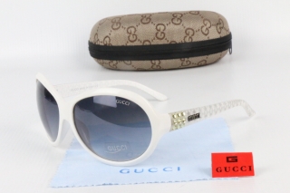 GUCCI Sunglasses 68795