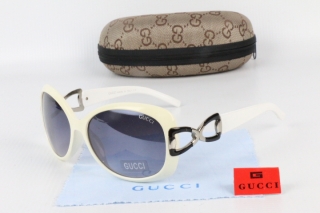 GUCCI Sunglasses 68798