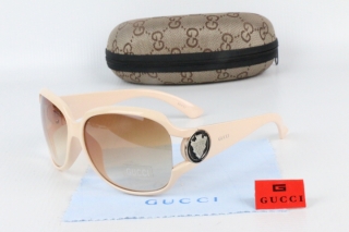 GUCCI Sunglasses 68809