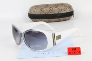 GUCCI Sunglasses 68816
