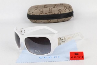GUCCI Sunglasses 68841