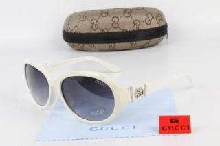 GUCCI Sunglasses 68844