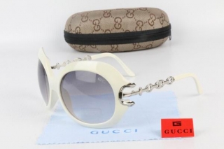 GUCCI Sunglasses 68847