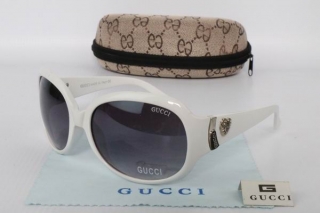 GUCCI Sunglasses 68854
