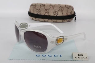 GUCCI Sunglasses 68857