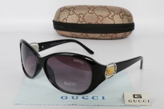 GUCCI Sunglasses 68860