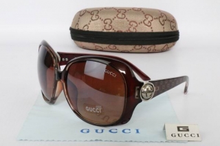 GUCCI Sunglasses 68864