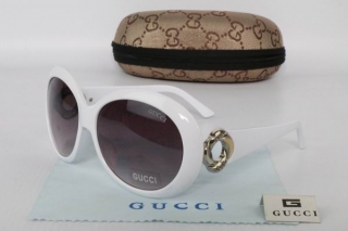 GUCCI Sunglasses 68869
