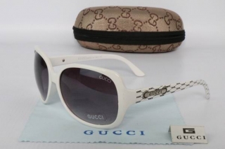 GUCCI Sunglasses 68871