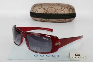 GUCCI Sunglasses 68876