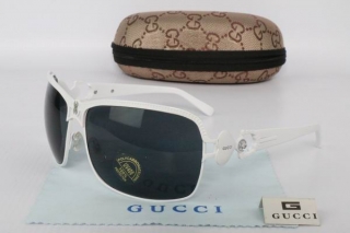 GUCCI Sunglasses 68889