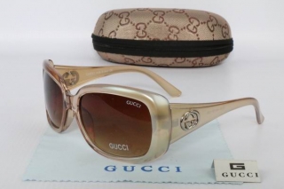 GUCCI Sunglasses 68900