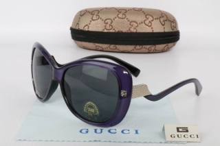 GUCCI Sunglasses 68909