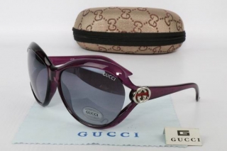 GUCCI Sunglasses 68919