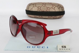 GUCCI Sunglasses 68927