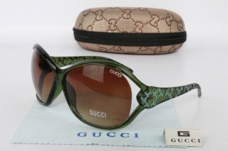 GUCCI Sunglasses 68929