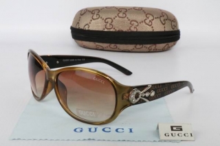 GUCCI Sunglasses 68931