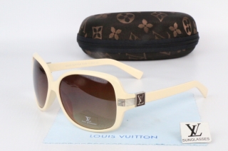 LV Sunglasses 68938