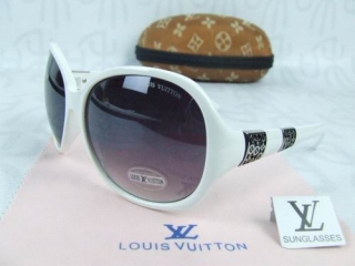 LV Sunglasses 69020