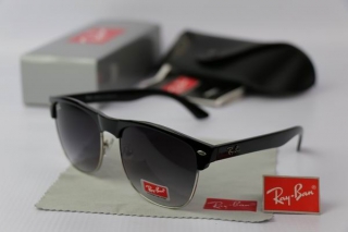 Ray Ban Sunglasses 70320