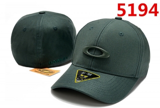 0akley CLASSIC LOW Stretch Hats 71623