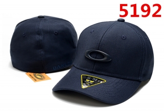 0akley CLASSIC LOW Stretch Hats 71634