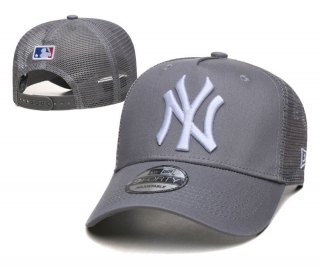 MLB New York Yankees Curved 9FORTY Mesh Snapback Hats 102862
