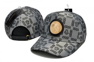 Versace High Quality Curved Snapback Hats 103371