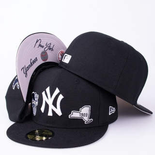Navy New York Yankees TRIPLE THREAT IDENTITY MLB 59FIFTY Fitted Hats 109004