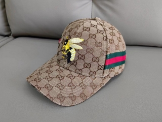 GUCCI Curved Snapback Hats 111304
