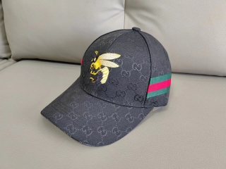 GUCCI Curved Snapback Hats 111305