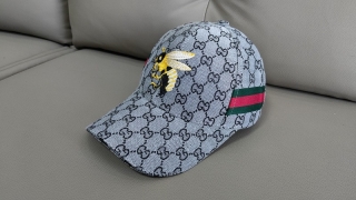 GUCCI Curved Snapback Hats 111306